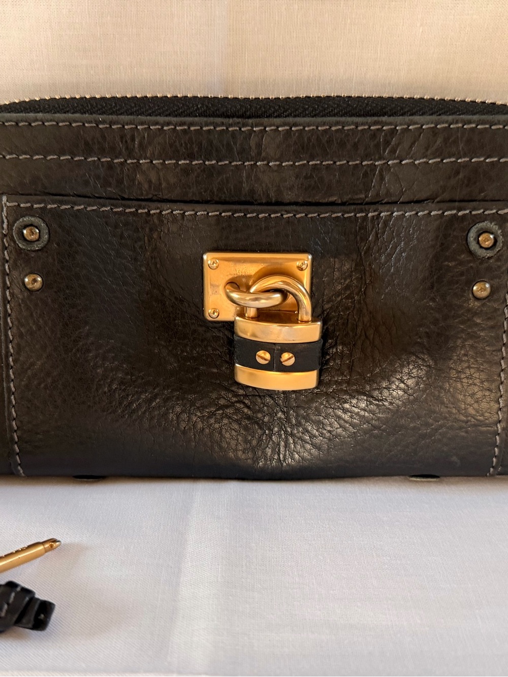 Chloe Black Leather Paddington Women’s Long Wallet with Gold Turn-Lock